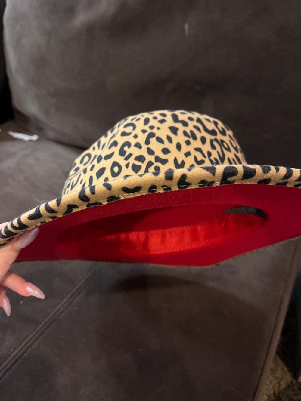 Leopard hat - Picture 3 of 4